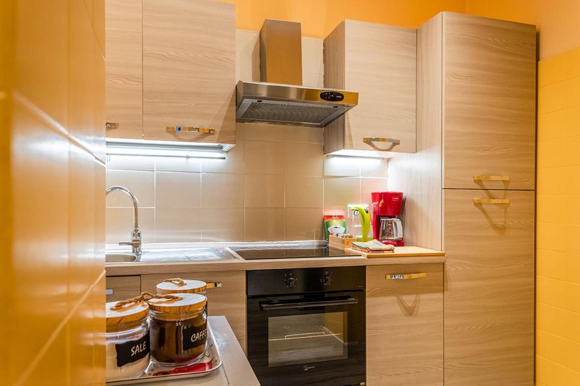 Lake View With Aircon - 5 Minutes From The Beach! Brenzone sul Garda Exterior photo